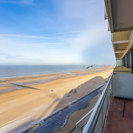 Royal Palace 11 Apartment Ostend